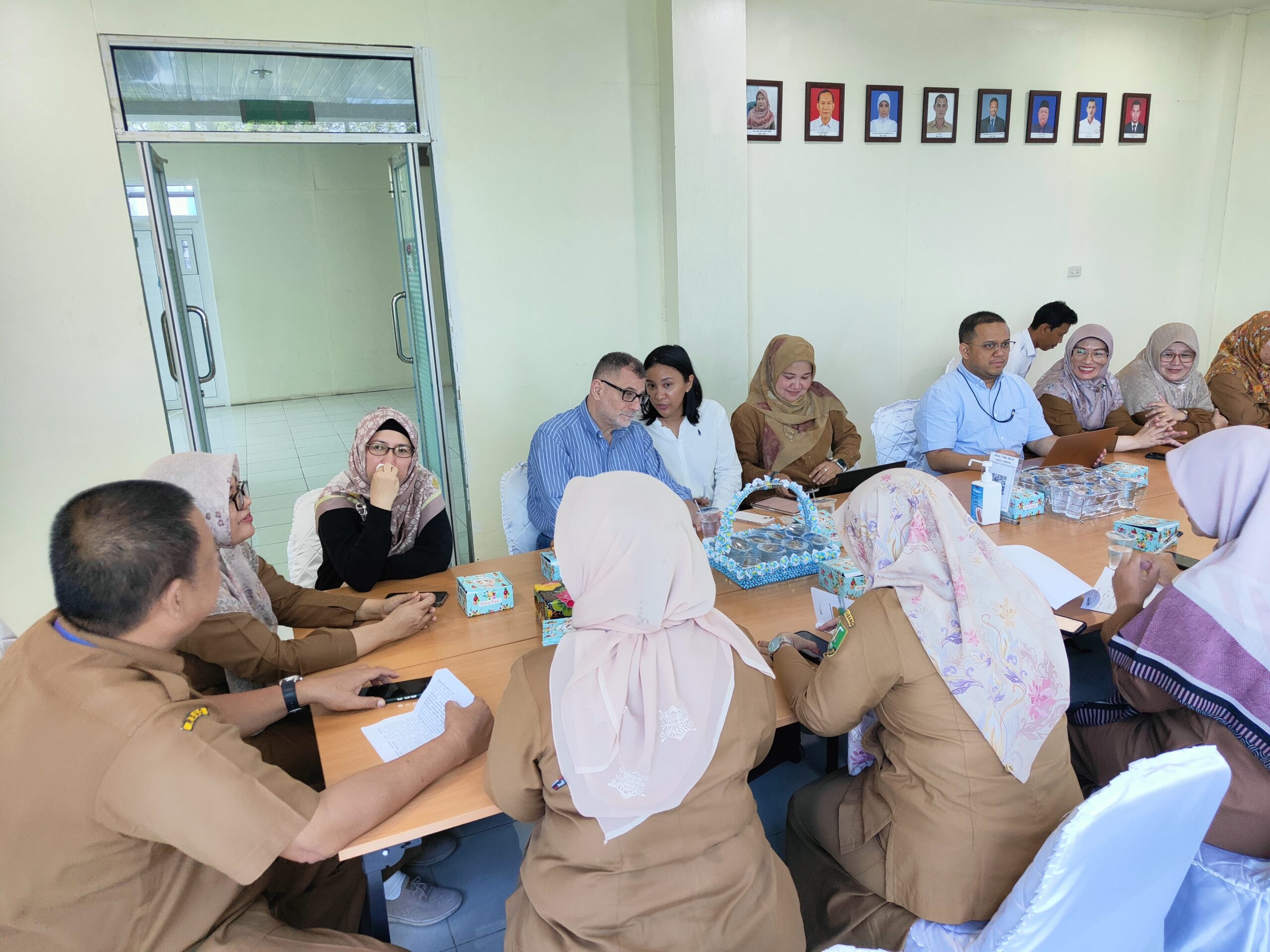 Whispering Interpretation (Chuchotage)